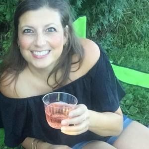 Meet your Posher, Jena